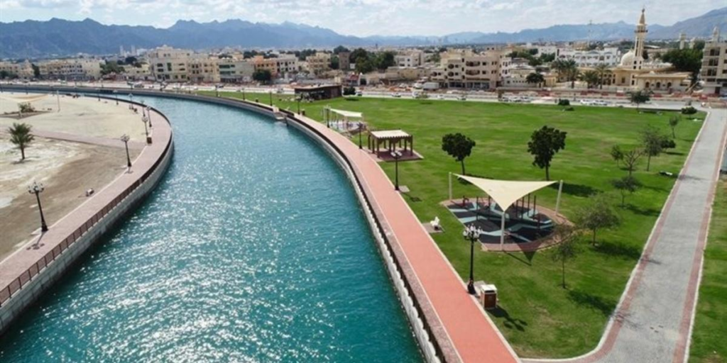 Sharjah eastern coast UAE landscape