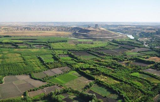 Hevsel Gardens Diyarbakir