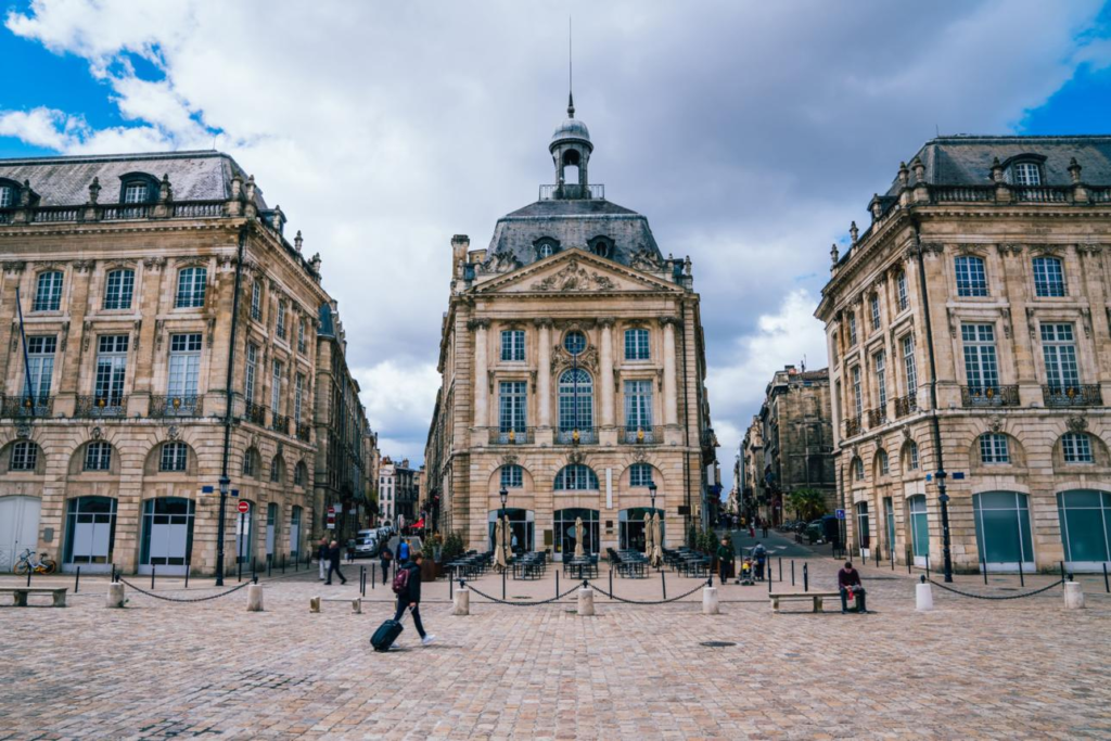 Historic architecture and landmarks in Bordeaux