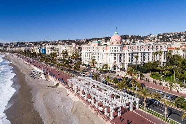 Promenade des Anglais and coastal landmarks