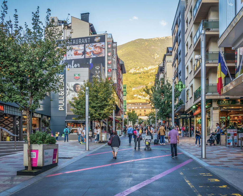 Shopping streets and visitor areas in Andorra La Vella