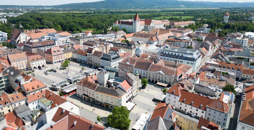 Wiener Neustadt cityscape and landmarks