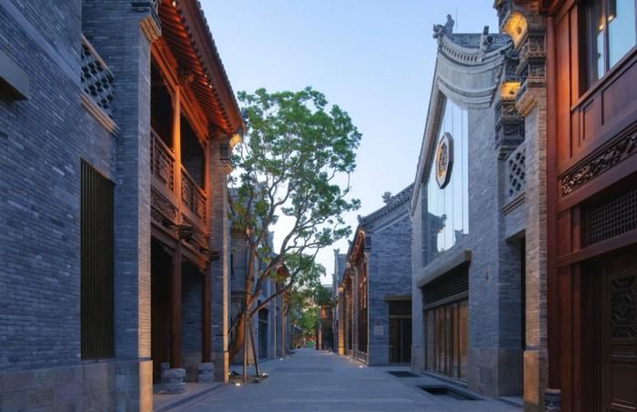 Historic streets temples Zhengzhou China
