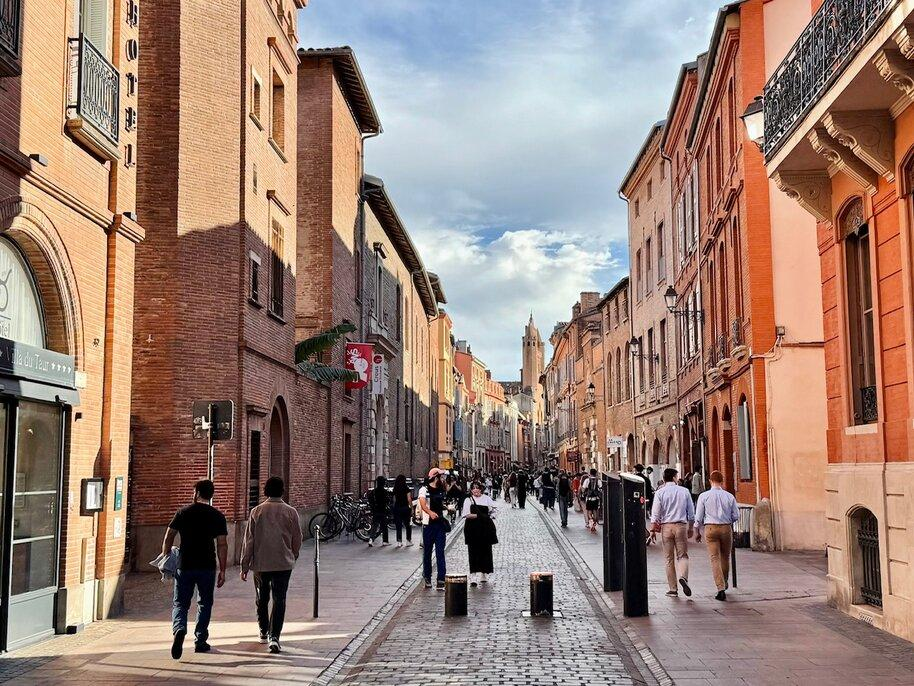 Toulouse pink brick streets France