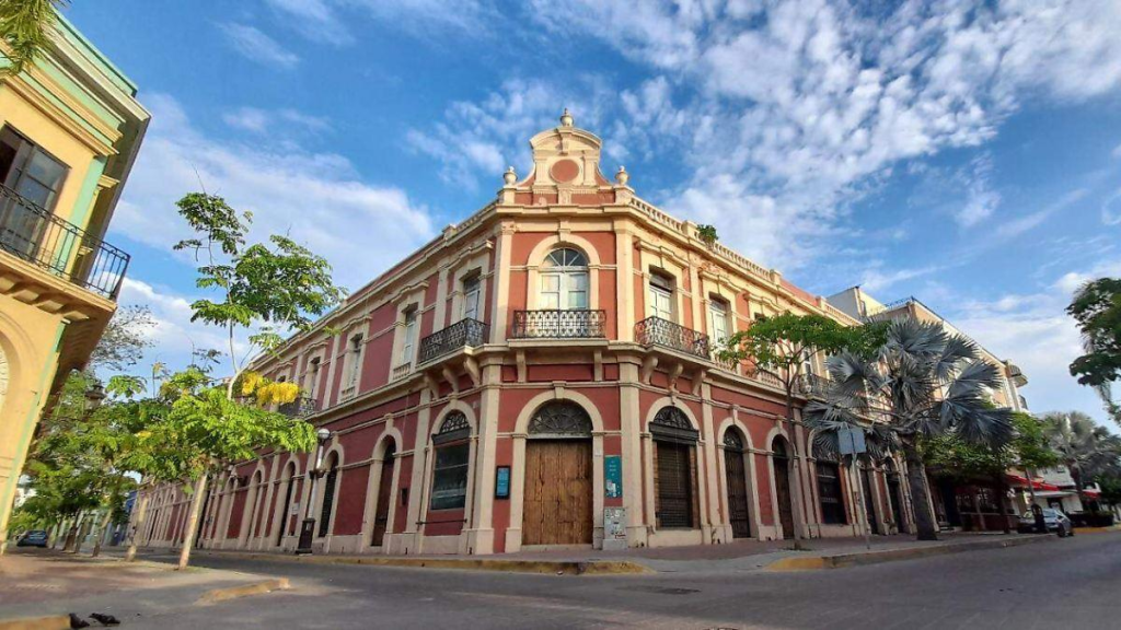 Mazatlán historic buildings