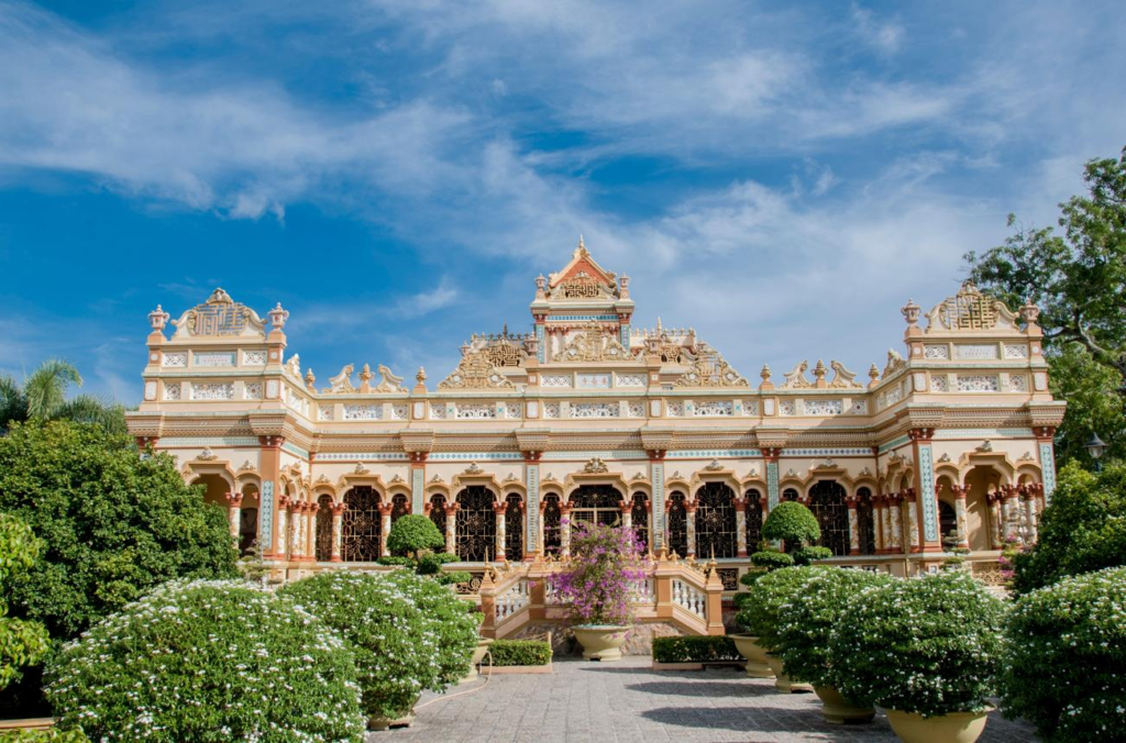 Vinh Trang Pagoda My Tho Vietnam
