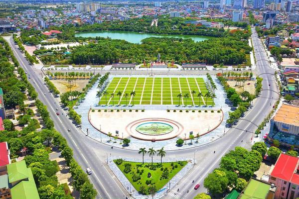 Ho Chi Minh Square Vinh Vietnam