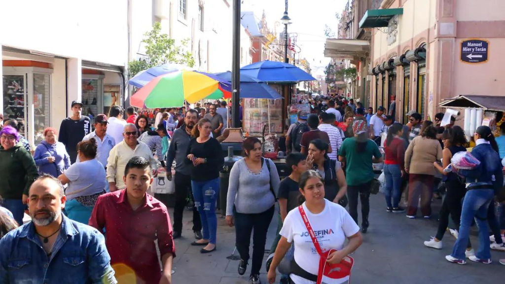 Streets and markets in San Luis Potosi